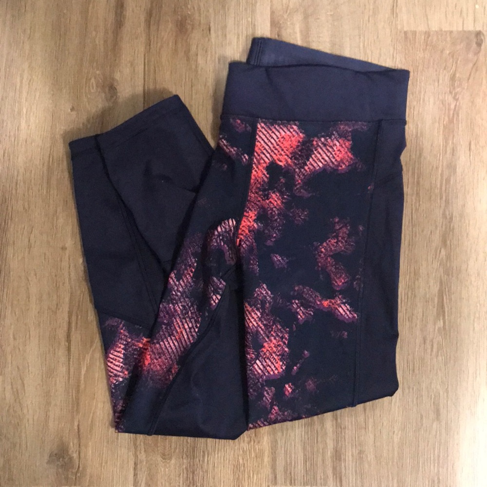 Under Armour workout pants - Picture 1 of 3